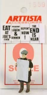1559 MAN WITH SANDWICH BOARD-O