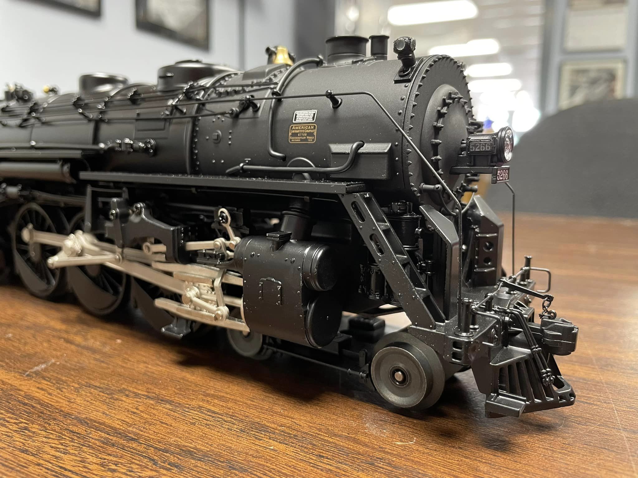 20-3873-1 NEW YORK CENTRAL "JUBILEE" J1c HUDSON STEAM LOCOMOTIVE #5266-O