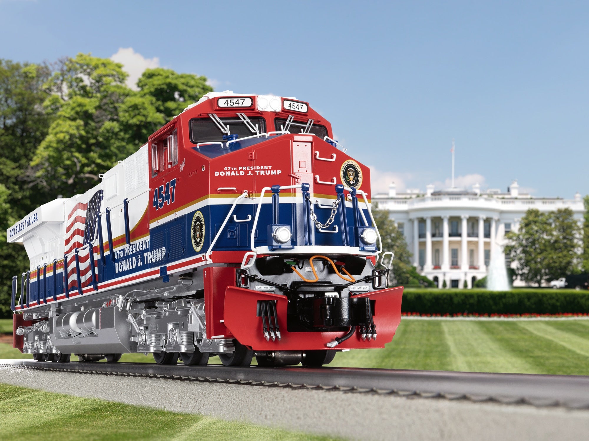 2533047 PRESIDENT TRUMP ES44 DIESEL LOCOMOTIVE #4547-O