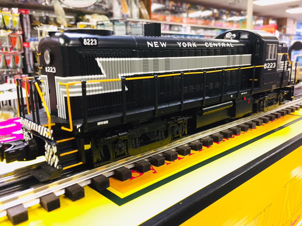 30-20689-1 NEW YORK CENTRAL ALCO RS3 #8223 "ADIRONDACK SCENIC RAILROAD"-O