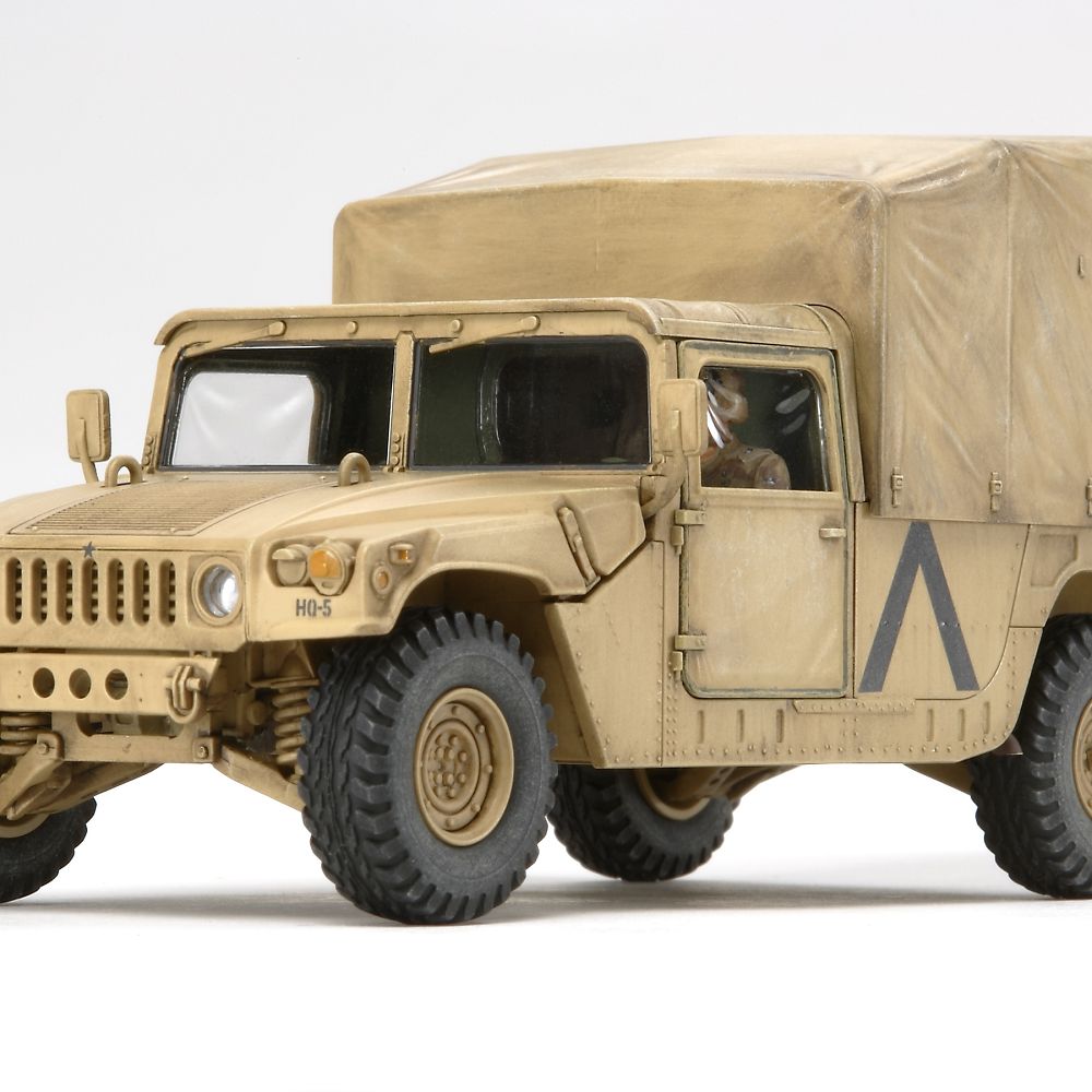 32563 US 4X4 UTILITY CARGO TYPE-1:48 SCALE