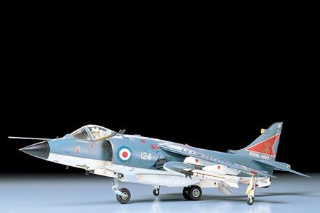 61026 ROYAL NAVY SEA HARRIER-1:48 SCALE