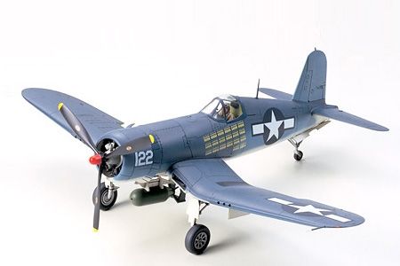 61070 VOUGHT F4U-1A CORSAIR-1:48 SCALE