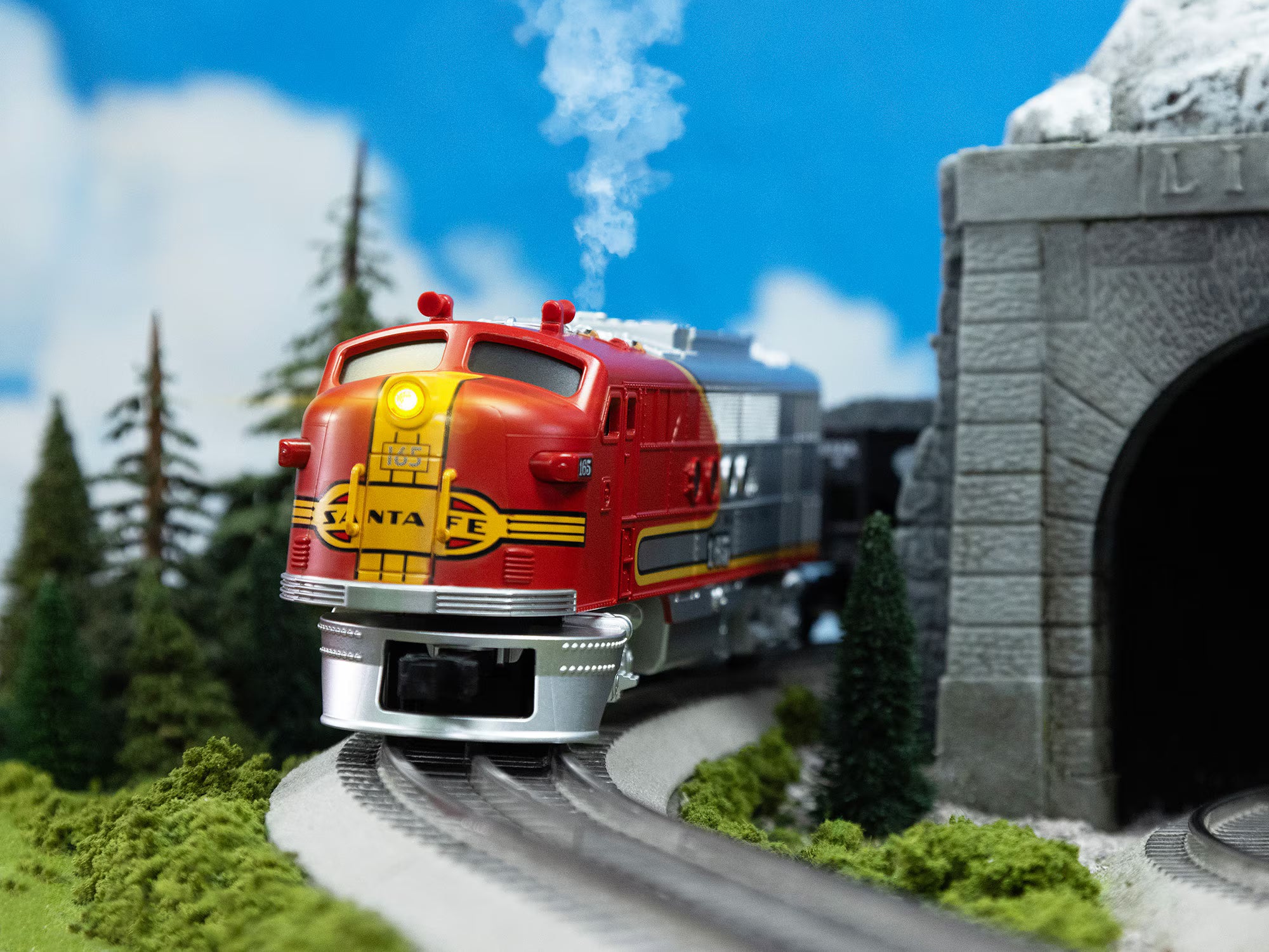 7-12130 SANTA FE FLYER FREIGHT BATTERY OPERATED O GAUGE TRAIN SET-O