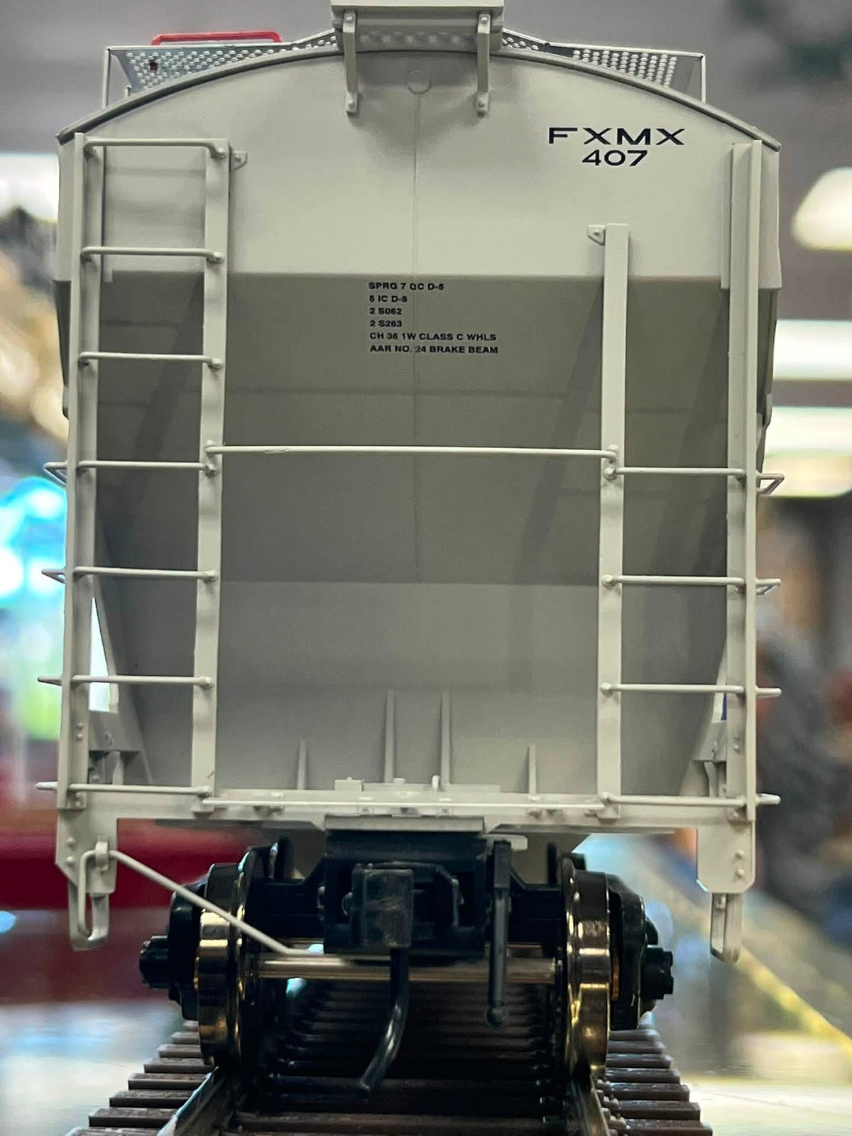3002991S-1 WEST END BREWING COMPANY "SARANAC" TRINITY 5161 CU FT COVERED HOPPER #407 (2-RAIL)-O