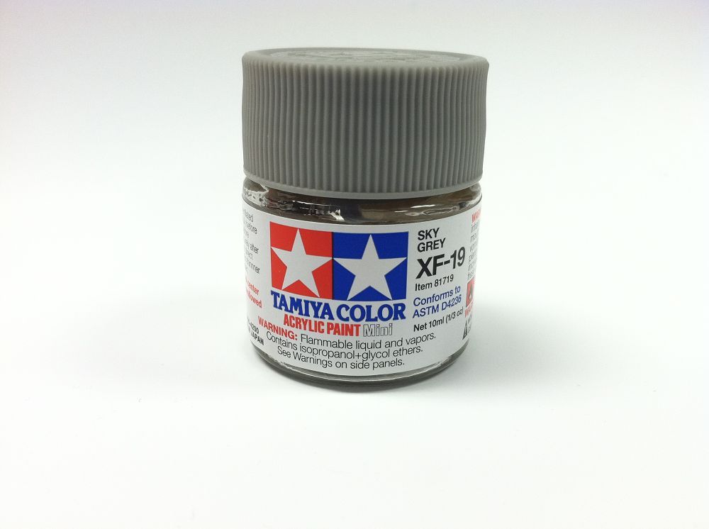 81719 XF-19 SKY GREY-1/3 oz.