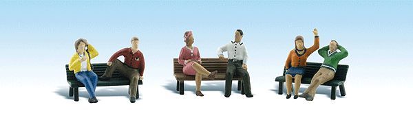 A1924 PEOPLE ON BENCHES-HO