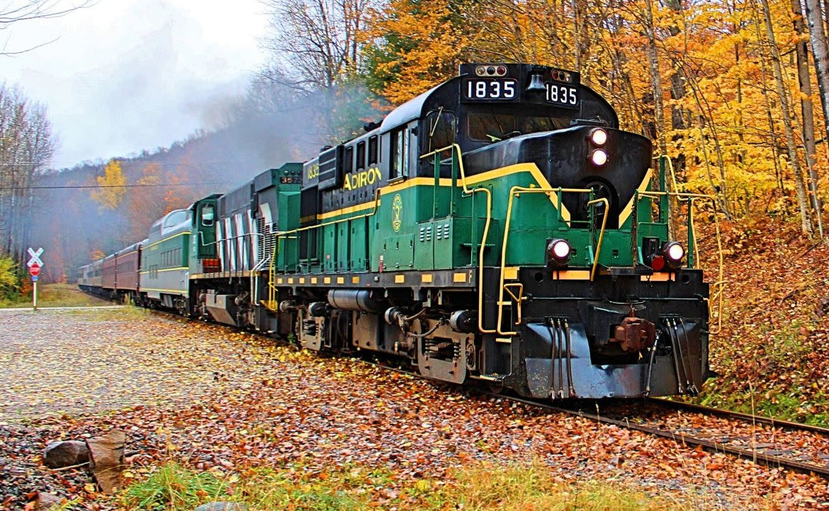 20-22070-1 ADIRONDACK RAILROAD ALCO RS18U #1835-O