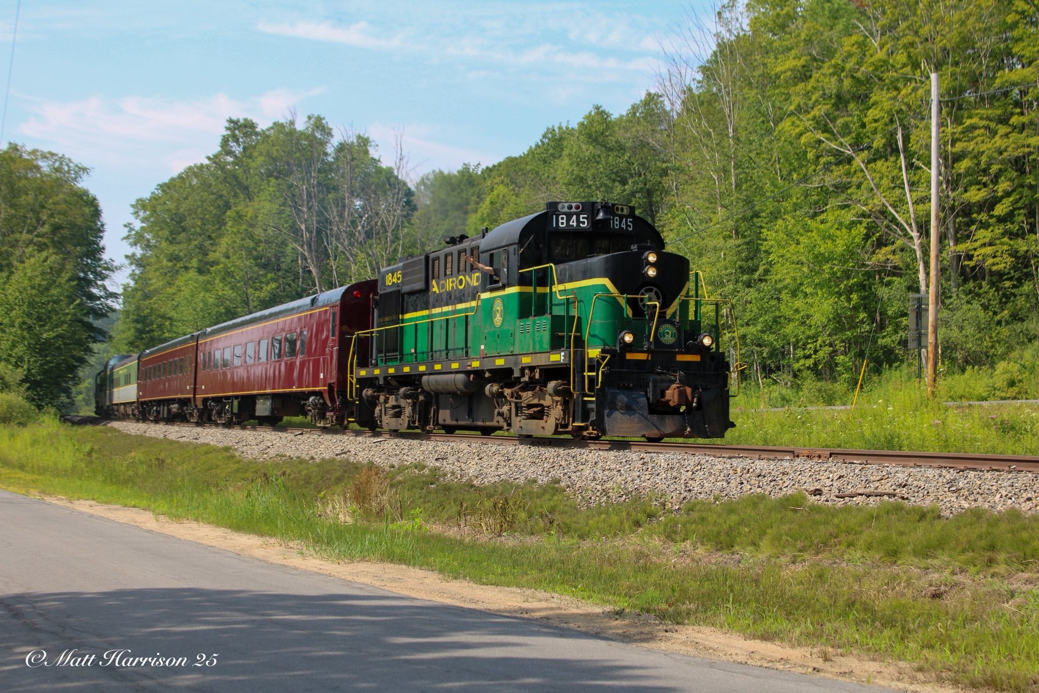 20-22071-1 ADIRONDACK RAILROAD ALCO RS18U #1845-O