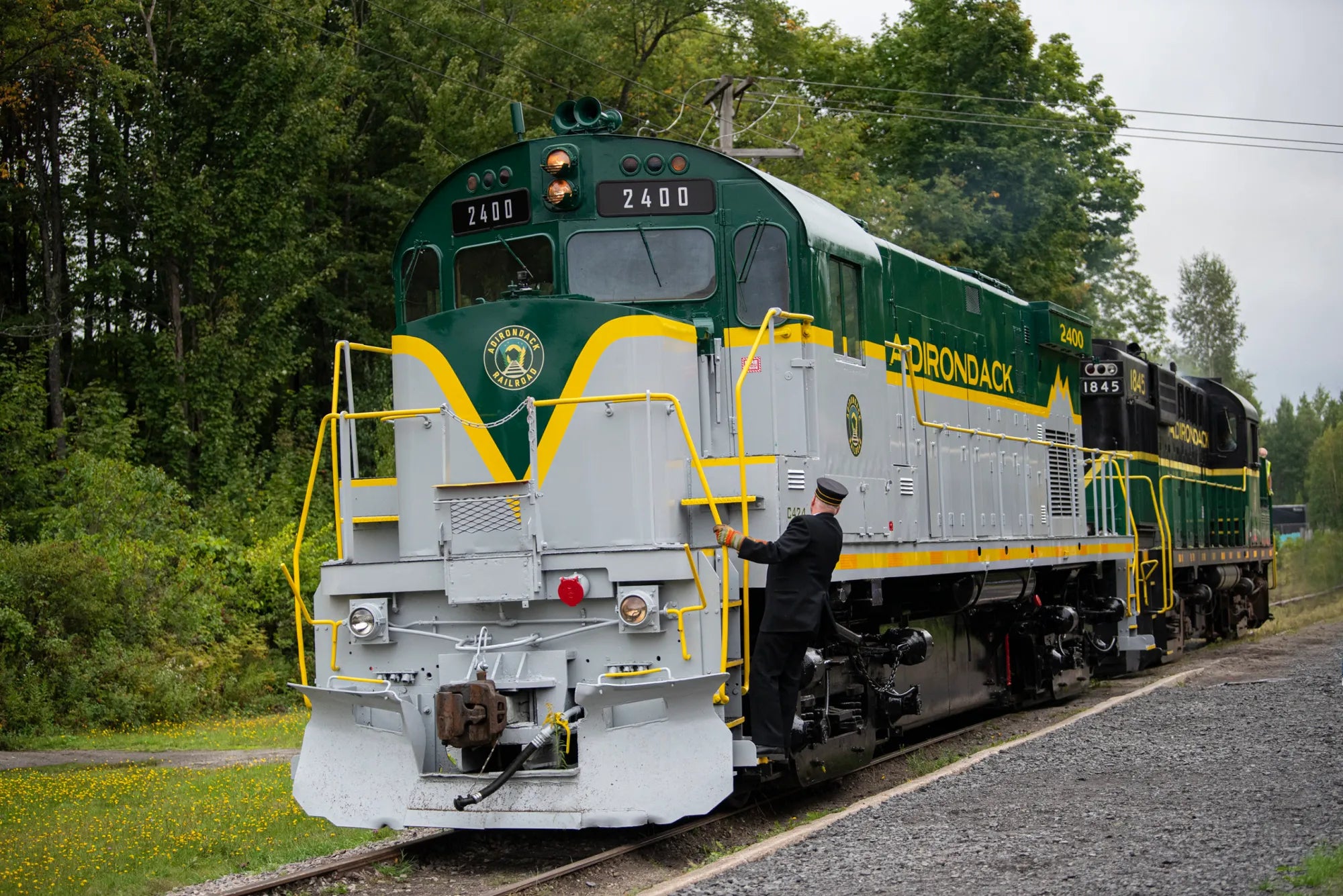 30138584S ADIRONDACK RAILROAD C424 #2400-O