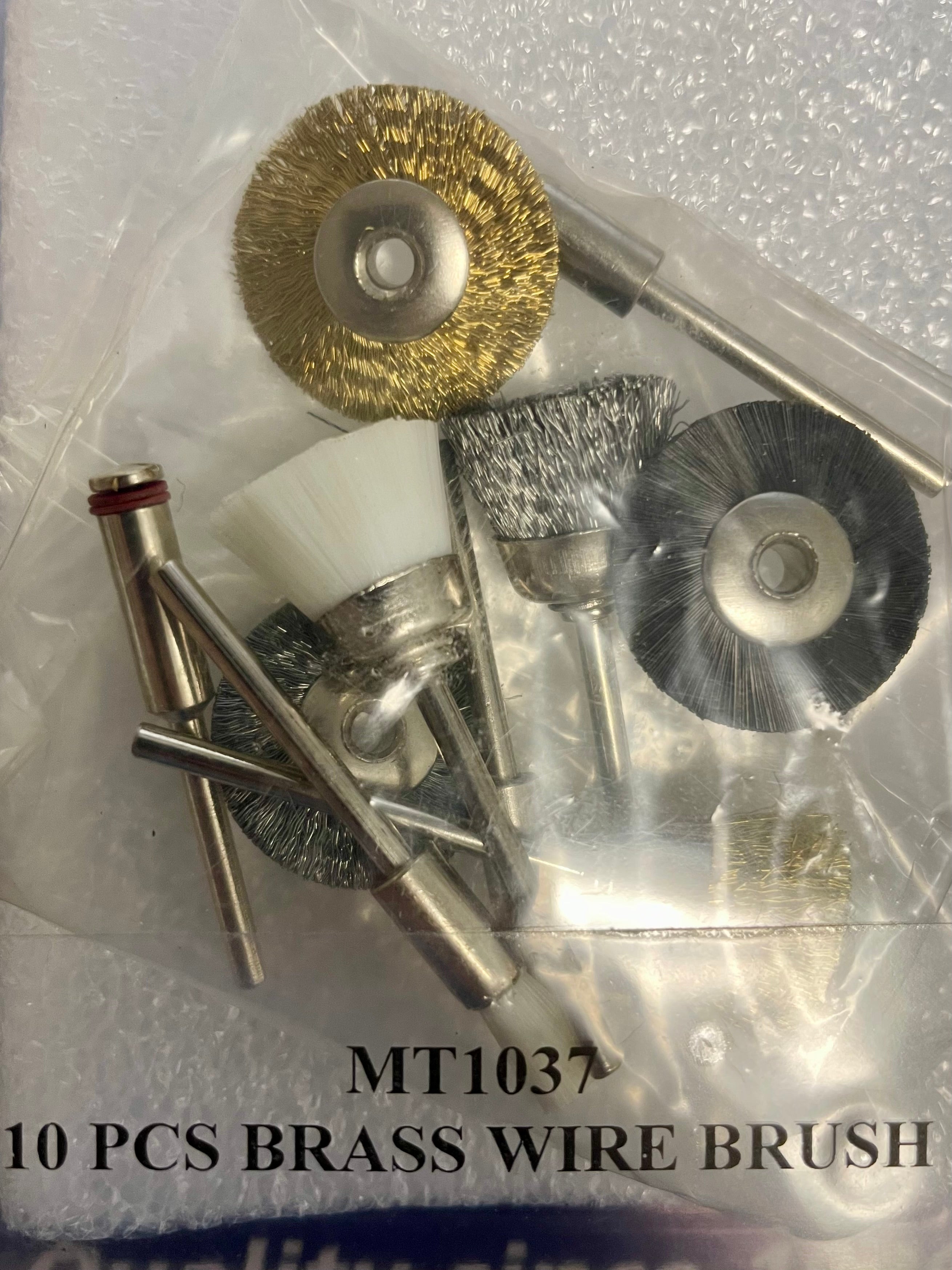 MT1037 WIRE BRUSHES