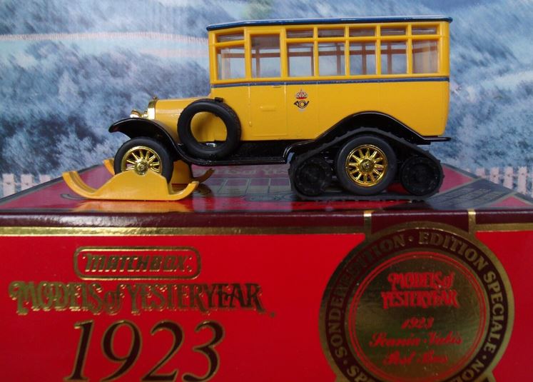 23700 MATCHBOX 1923 AUTOBUS WITH SKIS-O