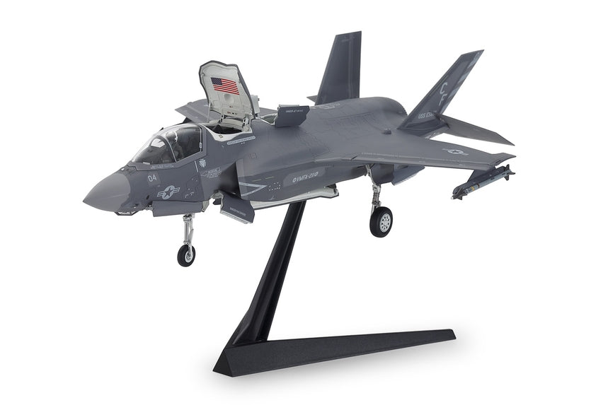 60793 LOCKHEED MARTIN F-35B LIGHTNING II-1:72 SCALE